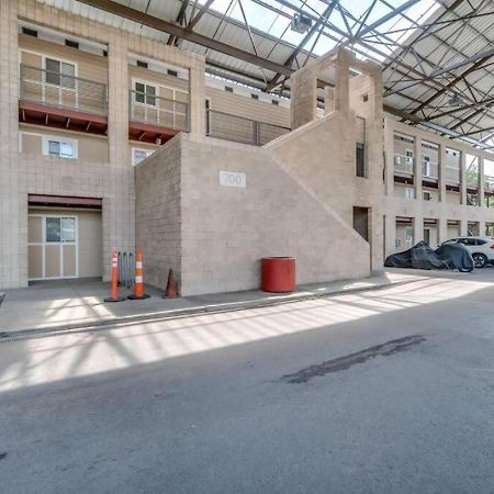 Downtown Riverfront Condo Unit 780 Нэшвилл Экстерьер фото