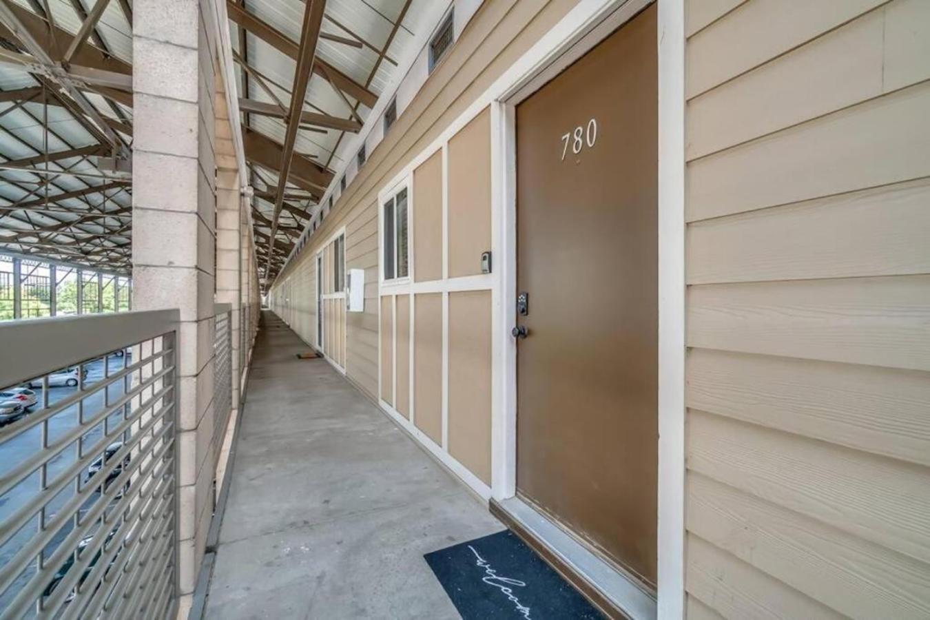 Downtown Riverfront Condo Unit 780 Нэшвилл Экстерьер фото